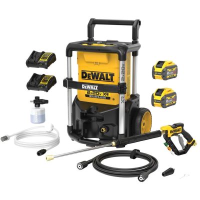 DWTDCPW1600Y2 image(0) - DeWalt 2X20V 1600 Psi Pressure Washer Kit